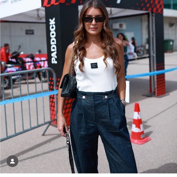 New year sale Zara WIDE LEG DENIM EFFECT LINE BLEND PANTS Size M
🚨FIRM PRICE - Picture 14 of 14